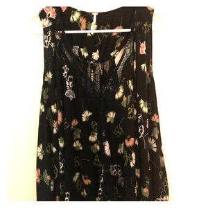 Free people flower floral top lace detail on back
